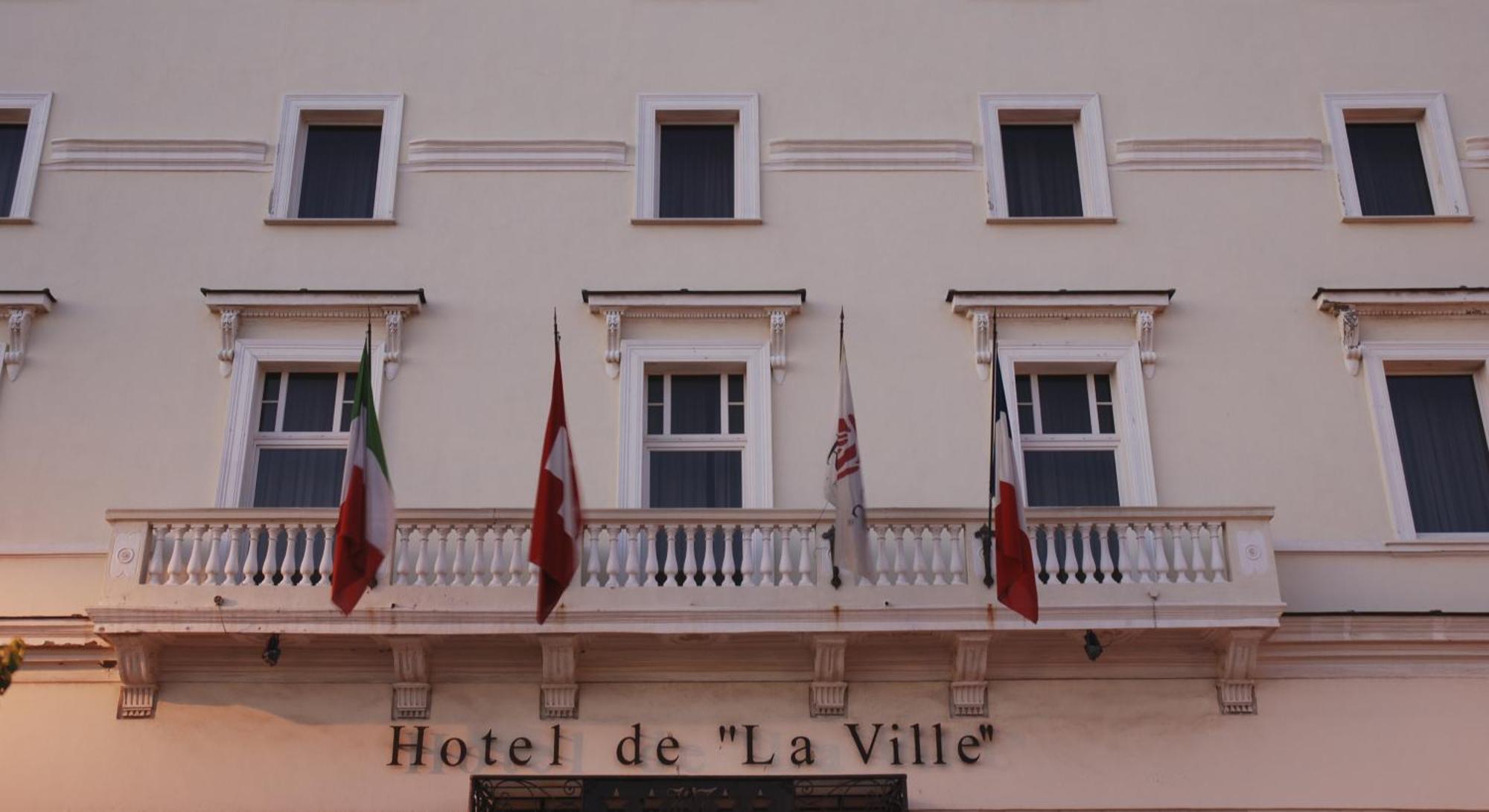 Hotel De La Ville Civitavecchia Buitenkant foto